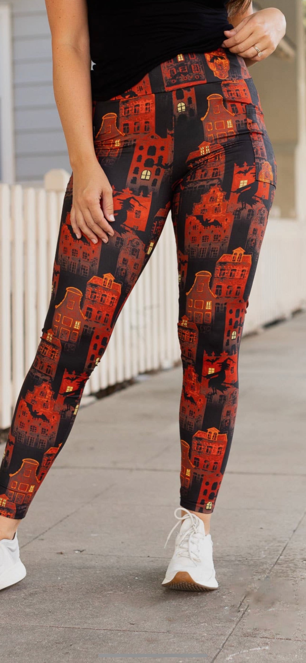 Red Haunted House Halloween Leggings with Pockets