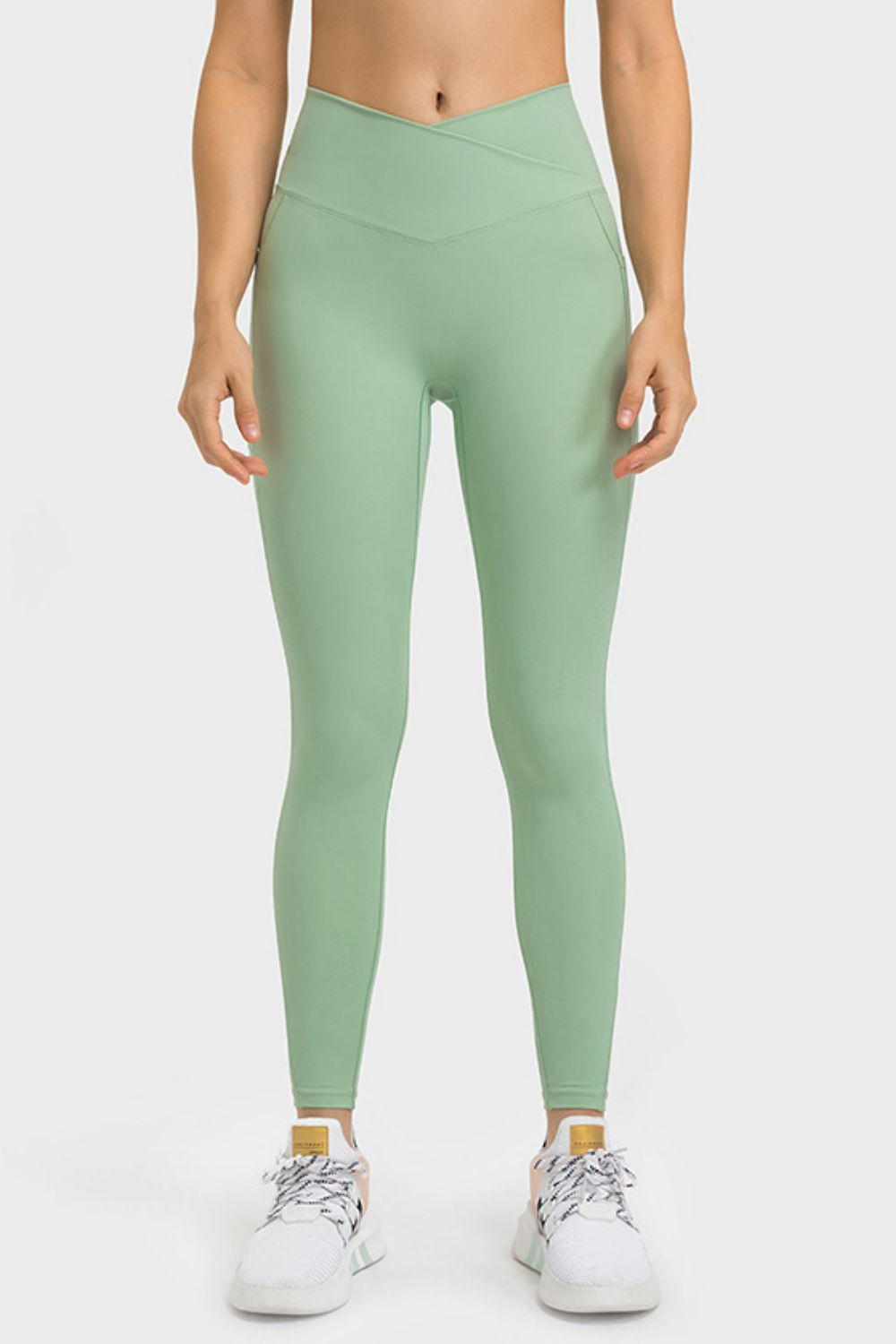 V-Waist Yoga Leggings with Pockets | Available in 5 Colors