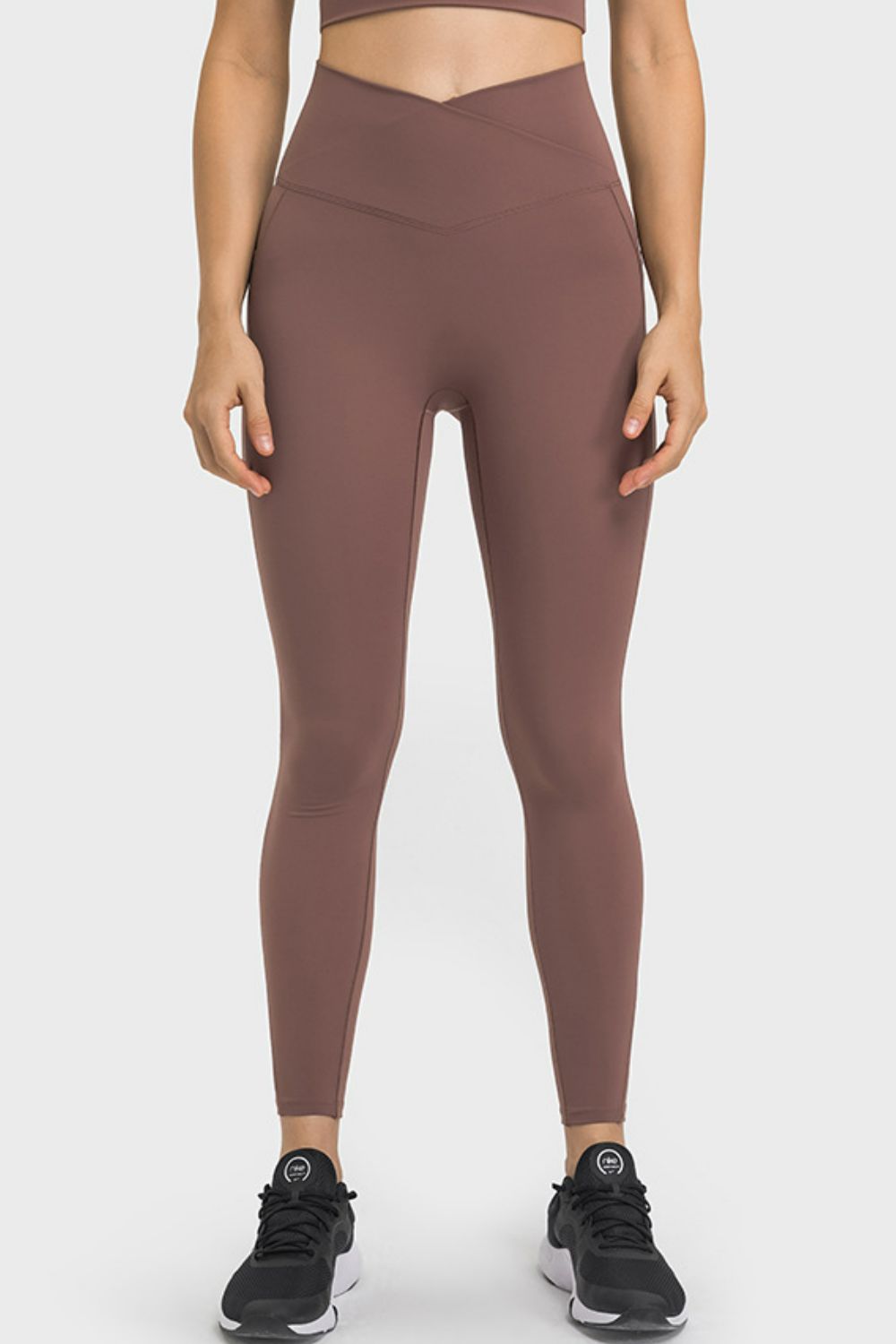 V-Waist Yoga Leggings with Pockets | Available in 5 Colors