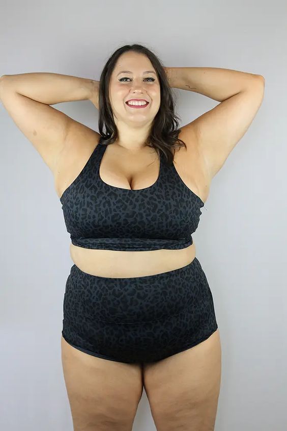 animal print plus size sports bra