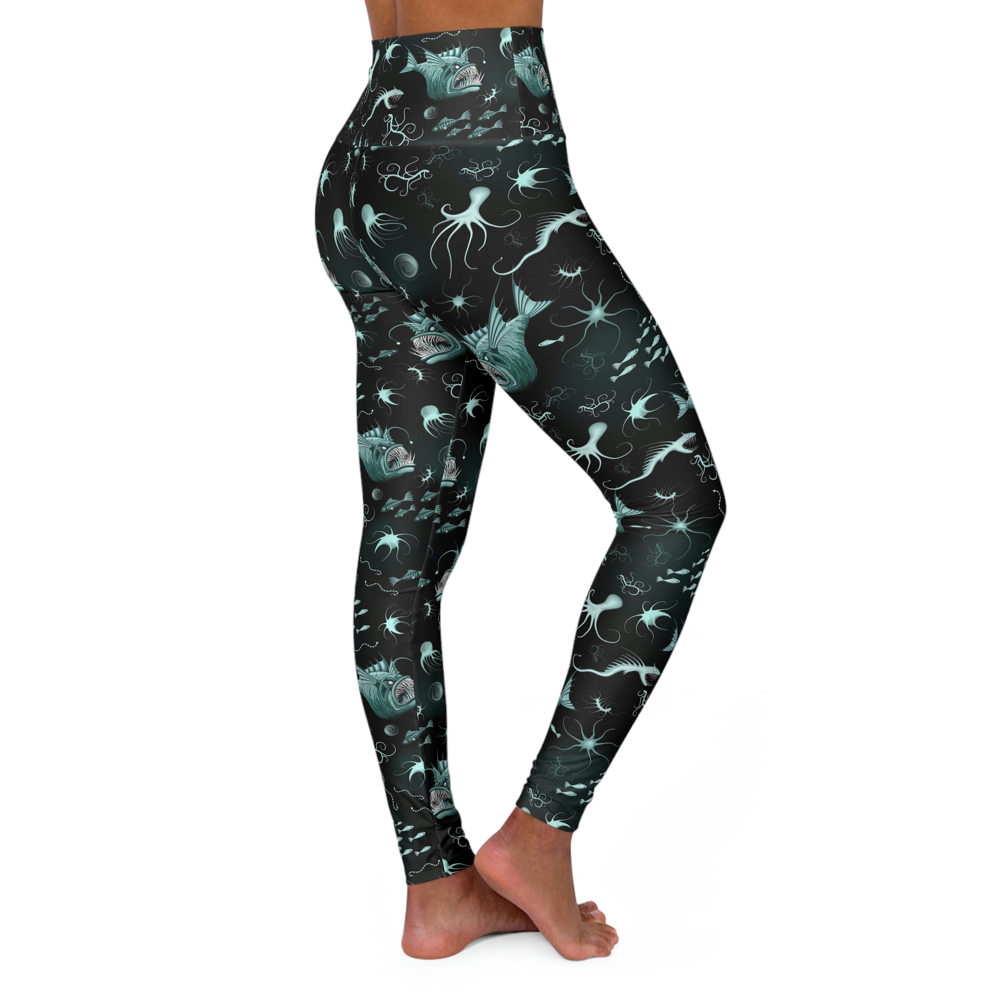 SHE REBEL - Hungry Piranha Yoga Leggings